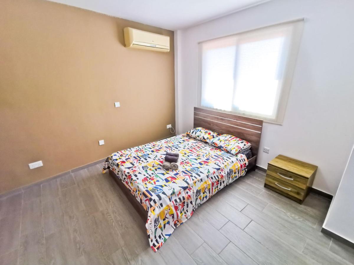 Hidden Gem City Studio Larnaca Bagian luar foto